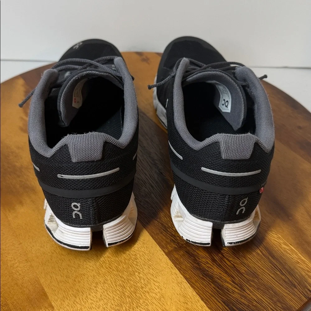 ON RUNNING Cloud 5 Black Men's Running Shoes, size 10.5 fair clean condition - Picture 4 of 14